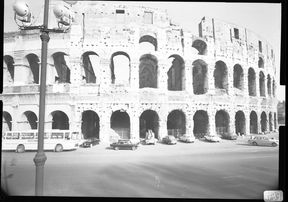 Pellicola 2799, Colosseo dopo i lavori di ripultitura  primavera '69.jpg