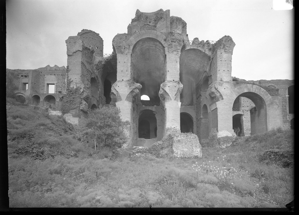 Lastra 2889, Terme Severiane - foto febbraio 1972 - fronte degli ambienti del c.d.tif