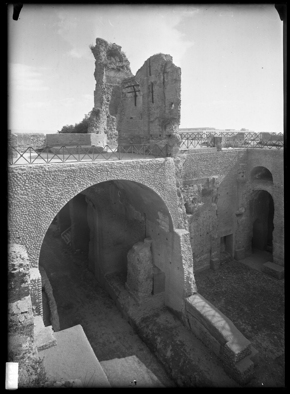 Lastra 2561, Terme Severiane - zona del ponte dopo il restauro.tif