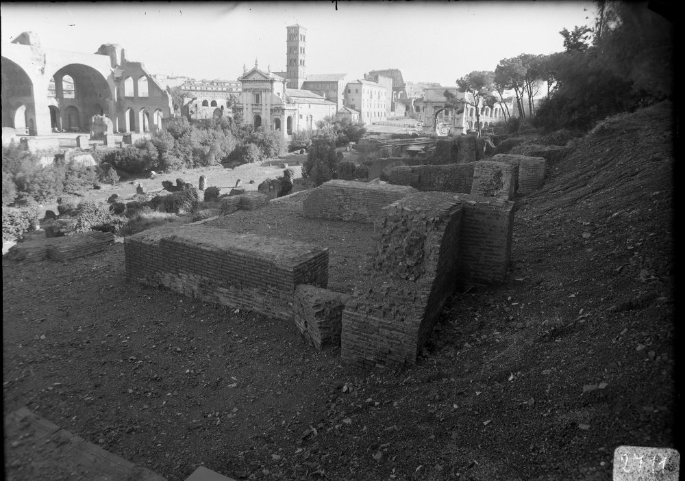 Lastra 2711, Via Nova, costruzione fra via nova e clivius Victoriae, secondo piano dopo restauro.tif