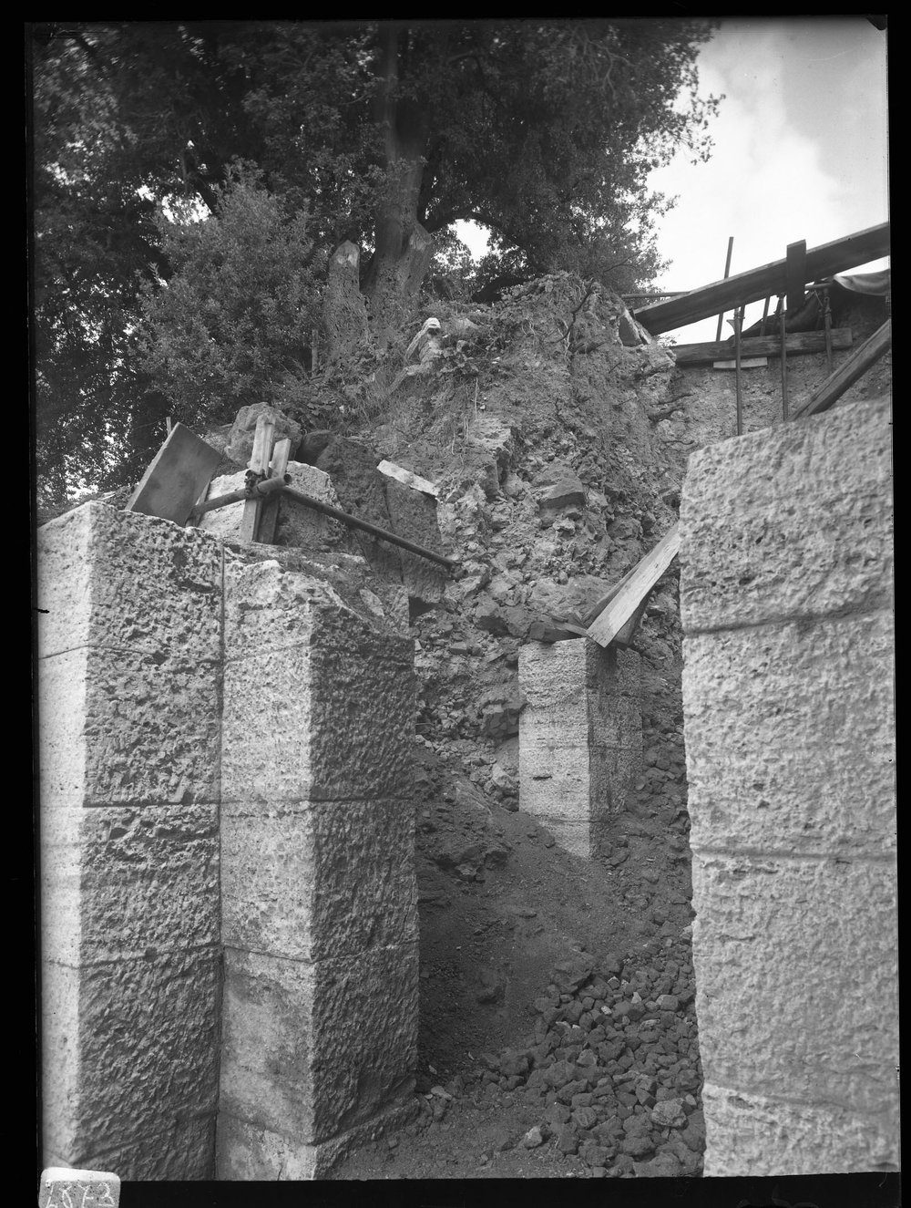 Lastra 2873, Tempio di Apollo - lato occidentale, lavori di scavo (Nov. 69 - Feb.tif