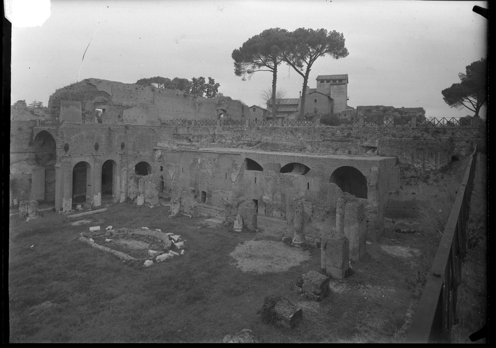 Lastra 2528, Stadio, parete settentrionale dopo il restauro (Marzo' 66).tif