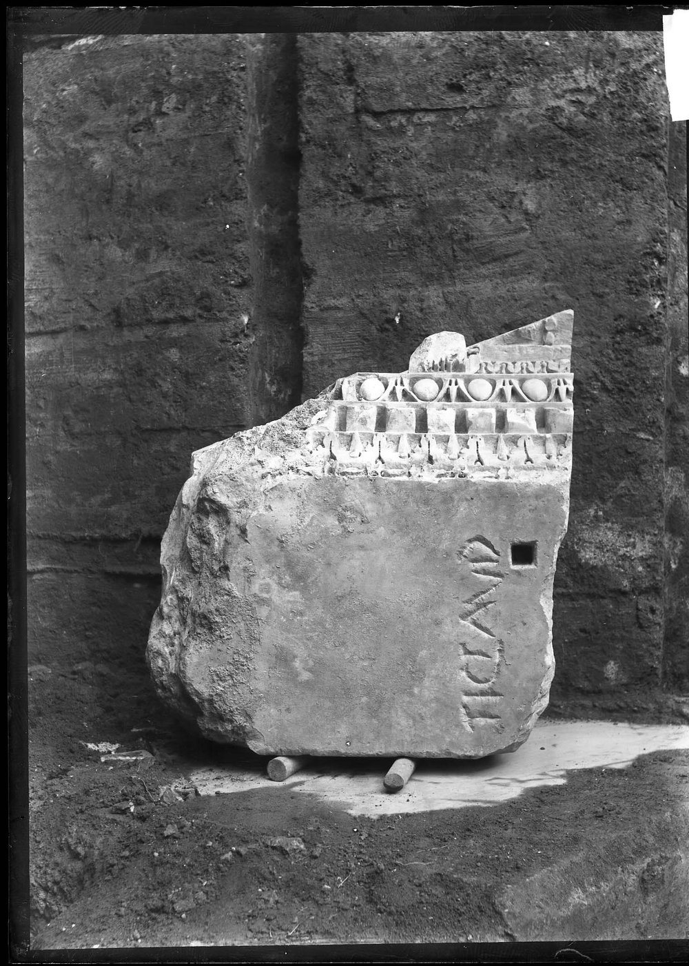 Lastra 1660, Bagni di Tiberio.jpg