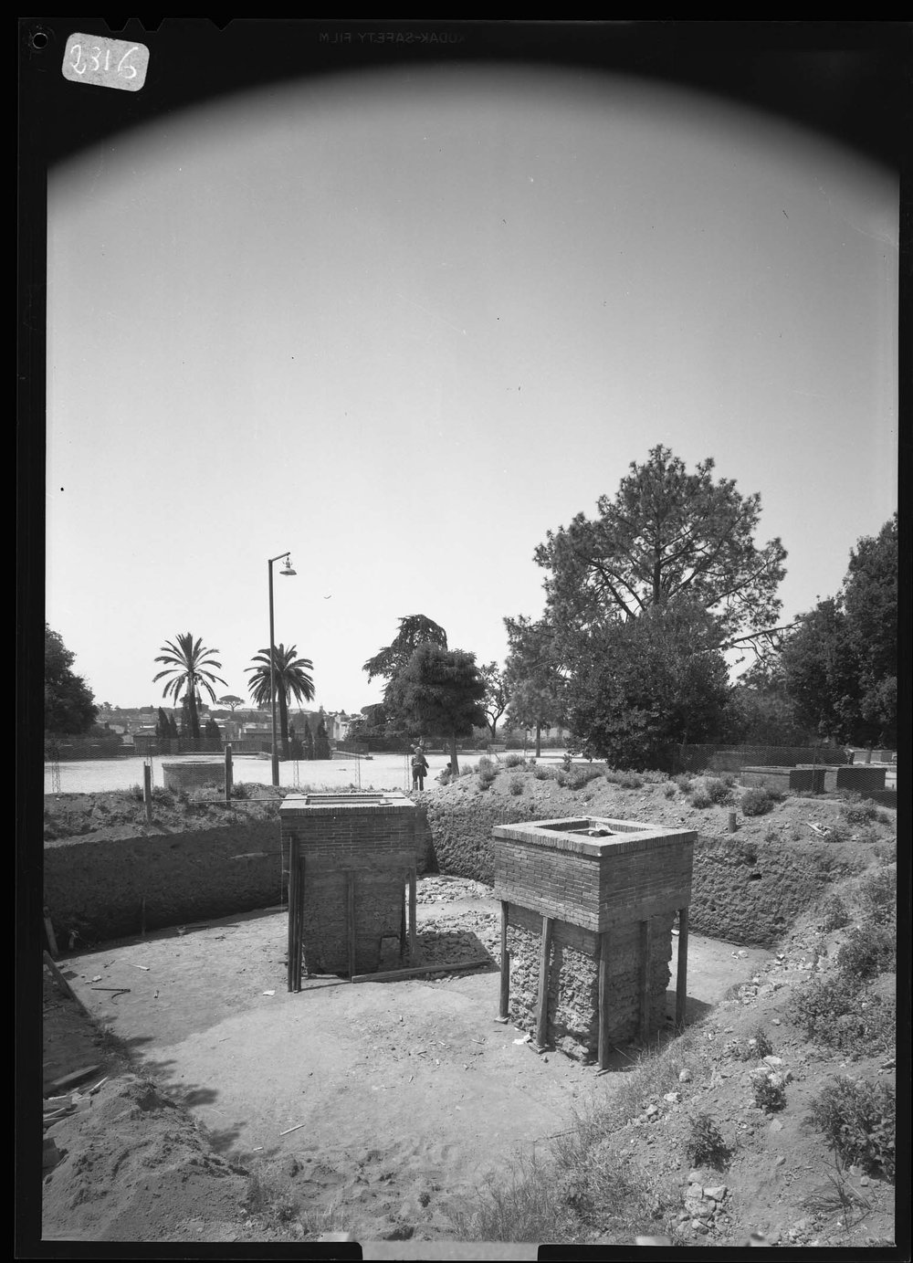 Pellicola 2816, Domus Aurea zona esterna nord ovest.jpg
