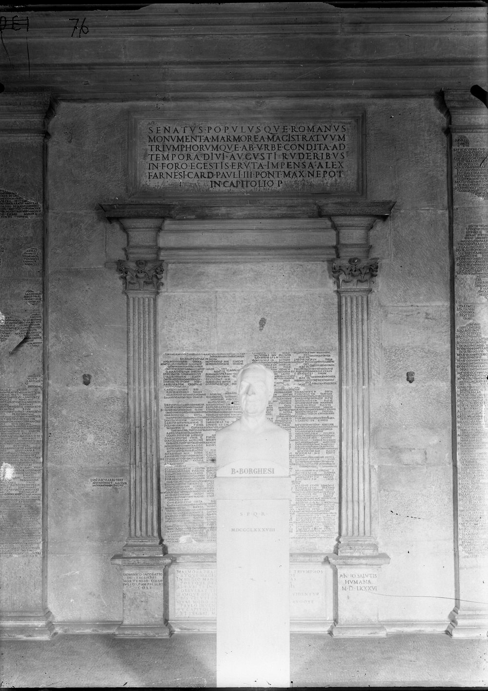 Lastra 76, Cippo Frammento di IScrizione.tif