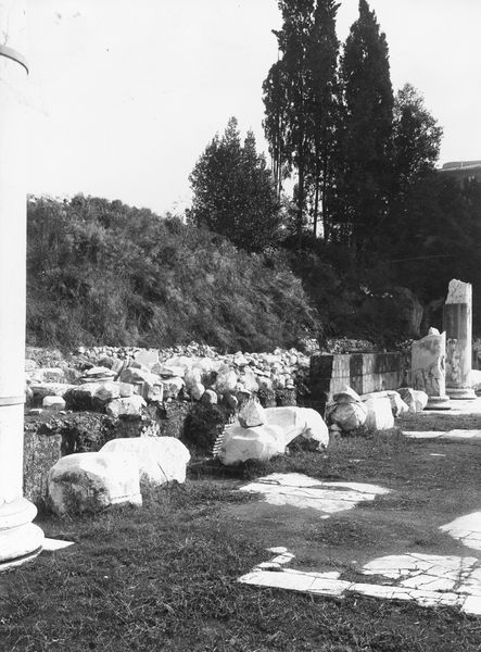 011525 - scavo archeologico - Basilica Emilia, scavi dal 1932-1936-1942, verso l'Aula, visto da ovest. Neg. serie F nÂ° 1150
