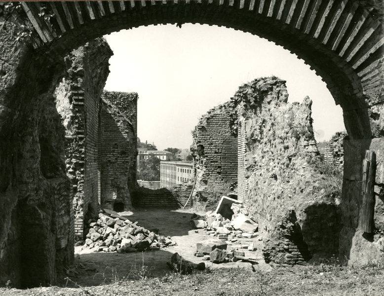 002902 - scavo archeologico - Scale Caci (cd.), edificio termale:  secondo ambiente orientale, luglio 1966
