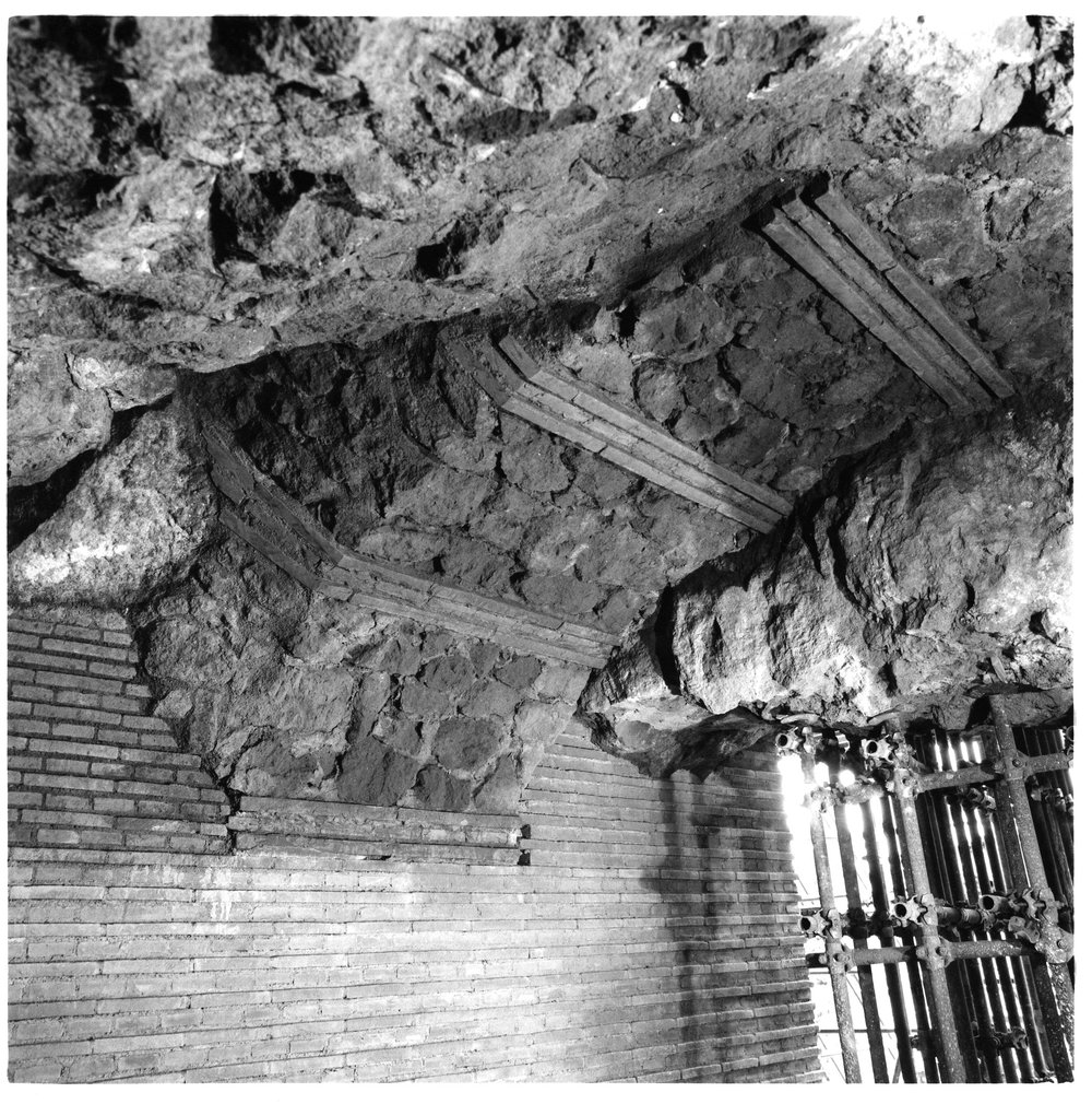 domus tiberiana 2.jpg
