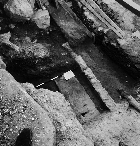 005740 - scavo archeologico - Clivio Palatino, lato sinistro: scavo, livello augusteo gennaio 1987
