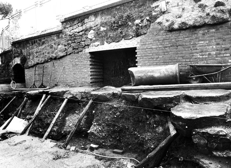 005750 - scavo archeologico - Clivio Palatino, lato sinistro: scavo, livello augusteo gennaio 1987