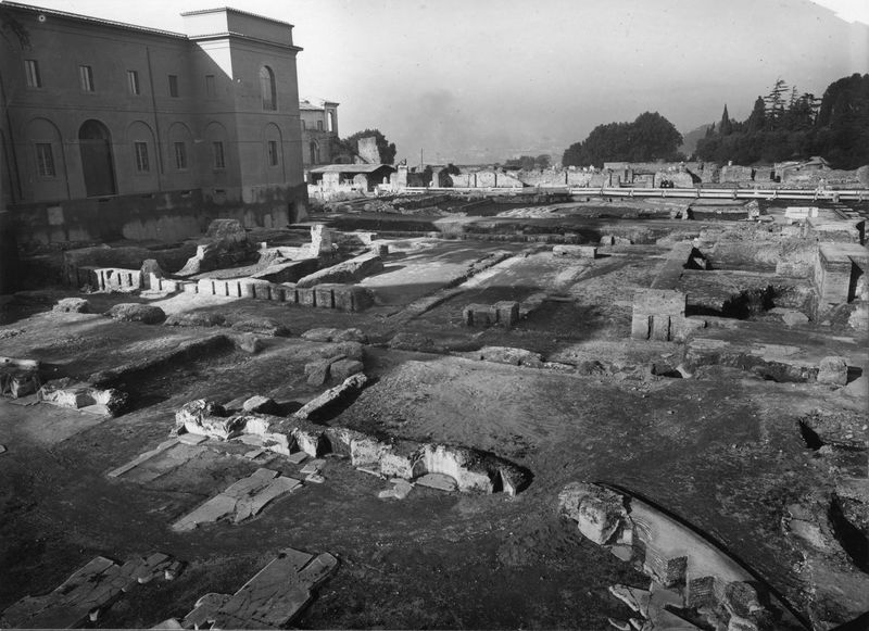 003134 - scavo archeologico - Domus Augustana, ambienti sul lato Occidentale del peristilio: zona antistante l'antiquario Palatino, dopo lo scavo
