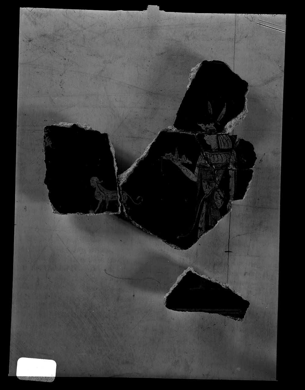 A 830 Tempio di Apollo - galleria frontale - frammento di pittura parti colore scena egiziana.tif