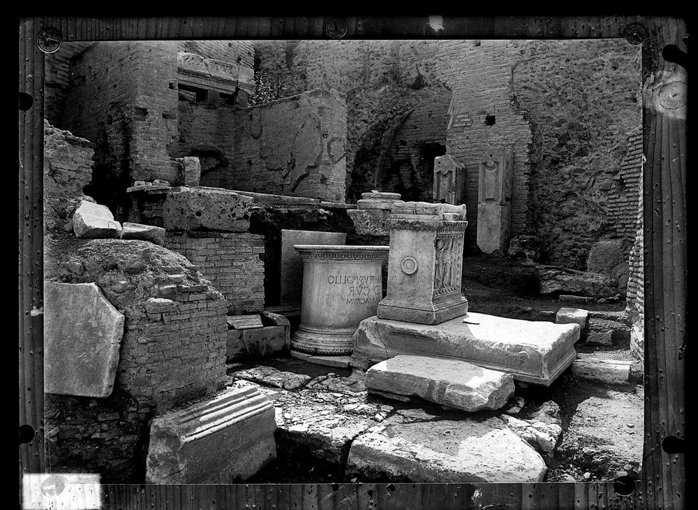Lastra A 14 Sacrario di Giuturna.tif