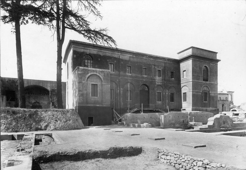 003143 - scavo archeologico - Domus Augustana, ambienti sul lato Occidentale del peristilio: zona antistante l'antiquario Palatino, dopo lo scavo