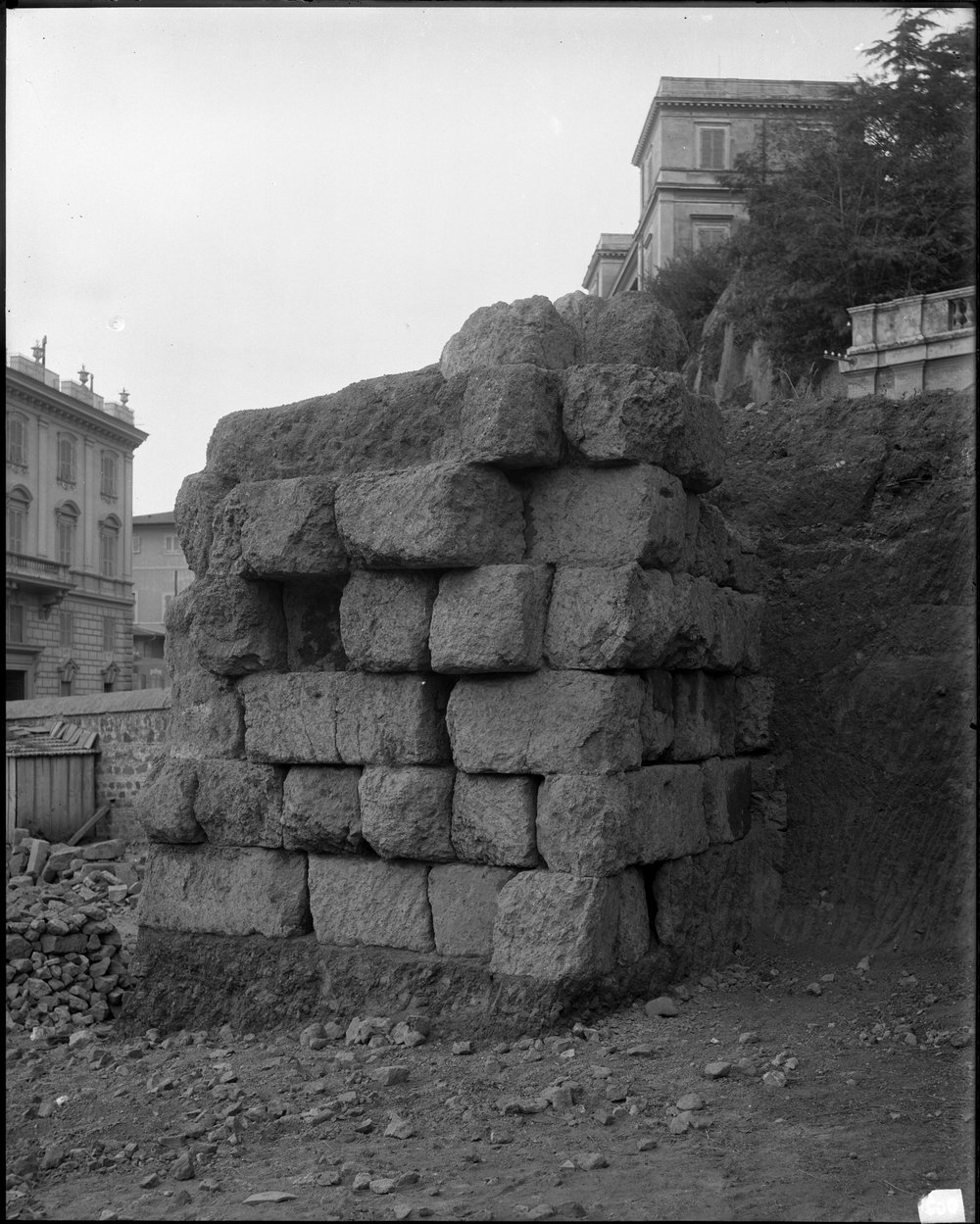 Mura Serviane 600-asf015288.jpg