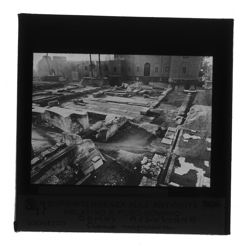 Dipaositiva 8X8 - 847.tif