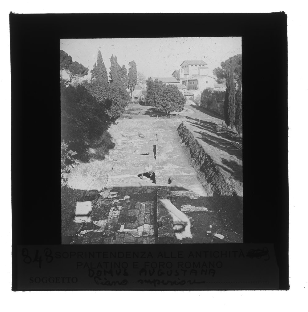 Dipaositiva 8X8 - 848.tif