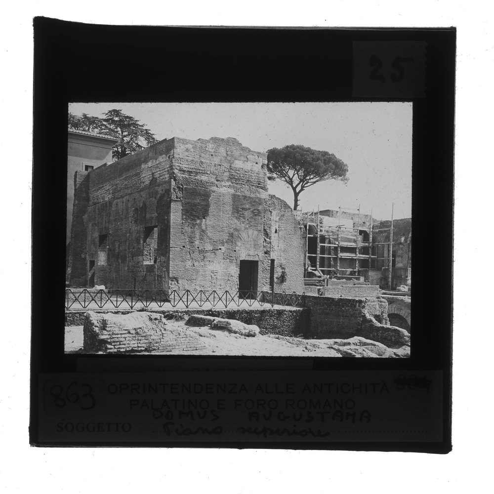 Dipaositiva 8X8 - 863.tif