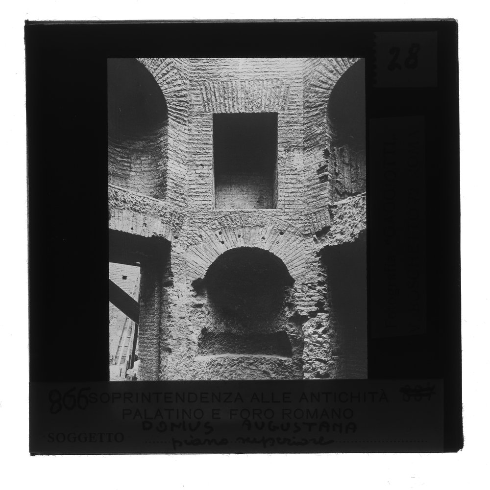 Dipaositiva 8X8 - 866.tif