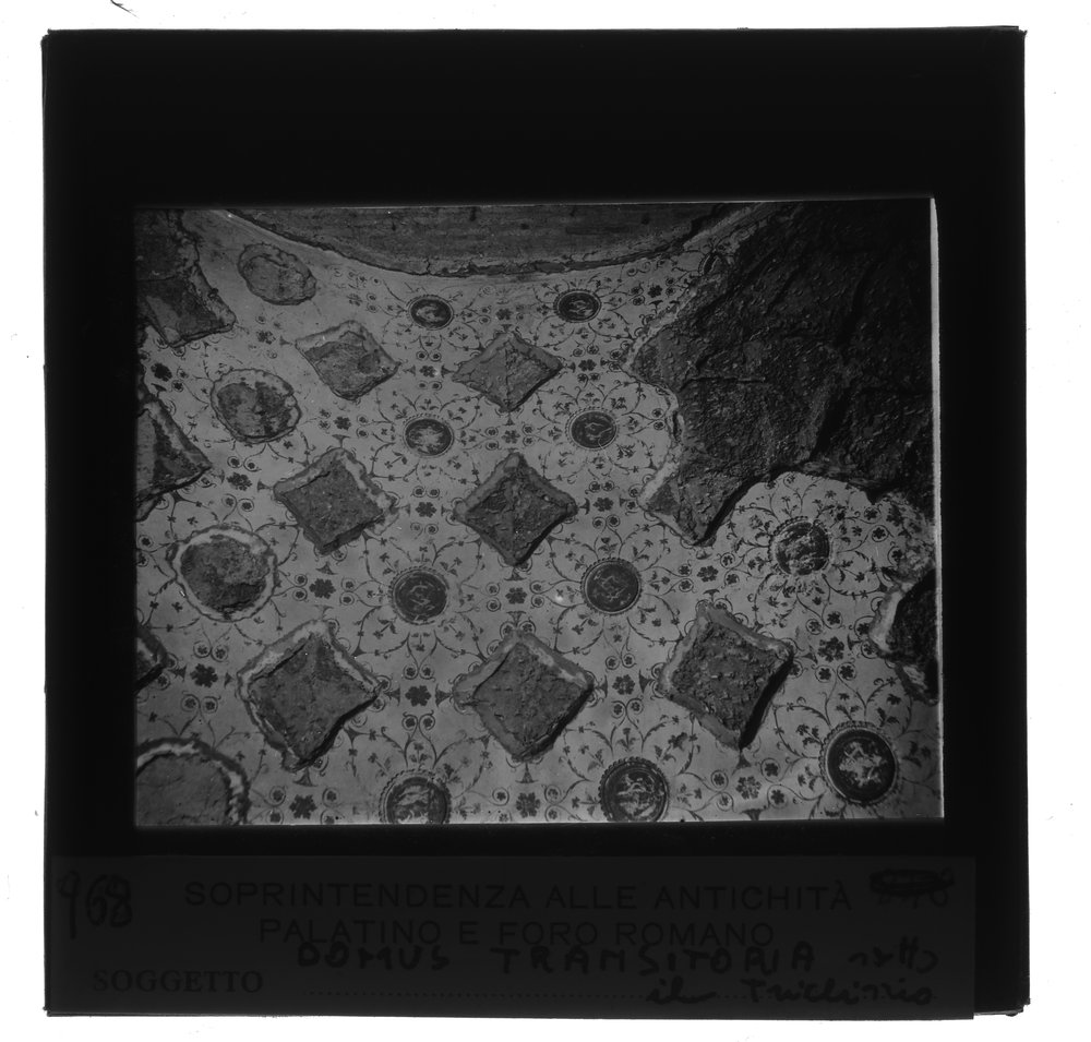 Diapositiva 8X8 - 968.tif