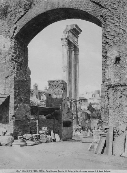 019501 - monumento - S. Maria Antiqua, ingresso all'atrio