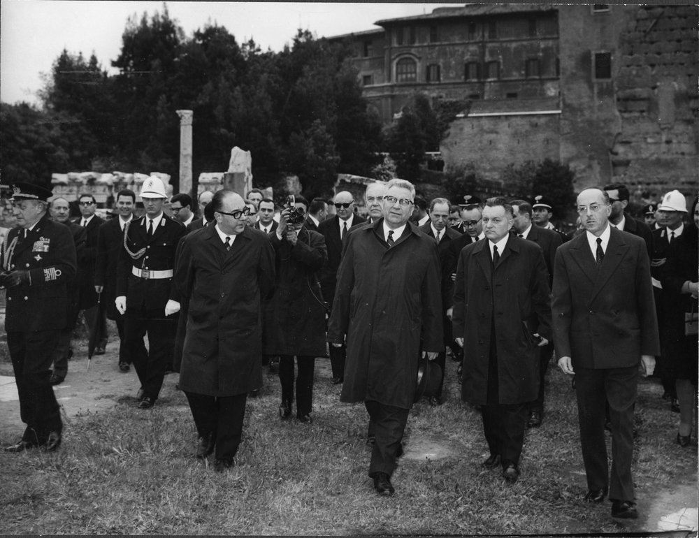 10 - FR-VU-asf018972.jpg