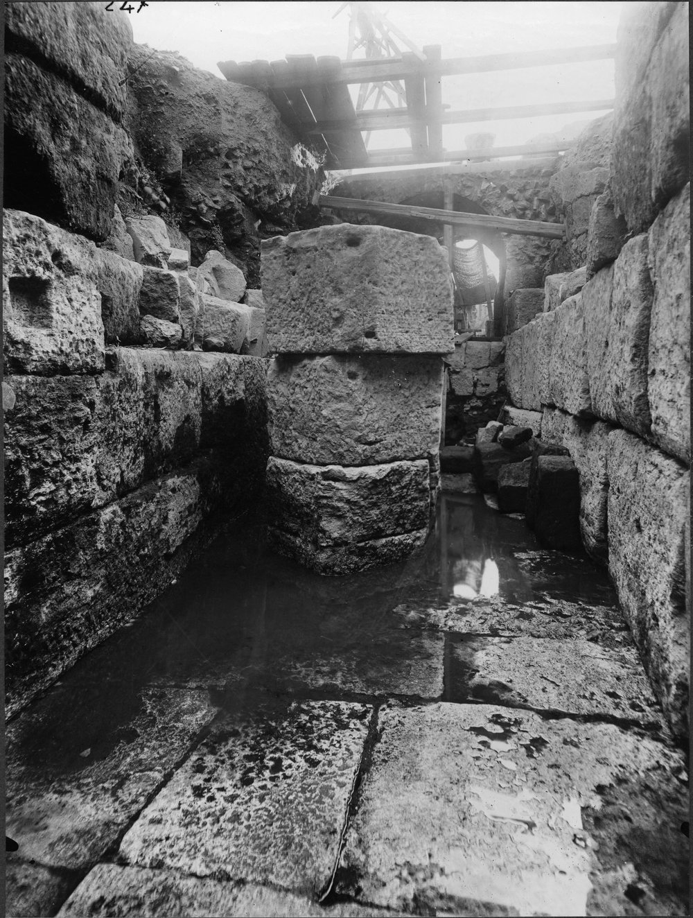 2 FR-CM-asf012715.jpg