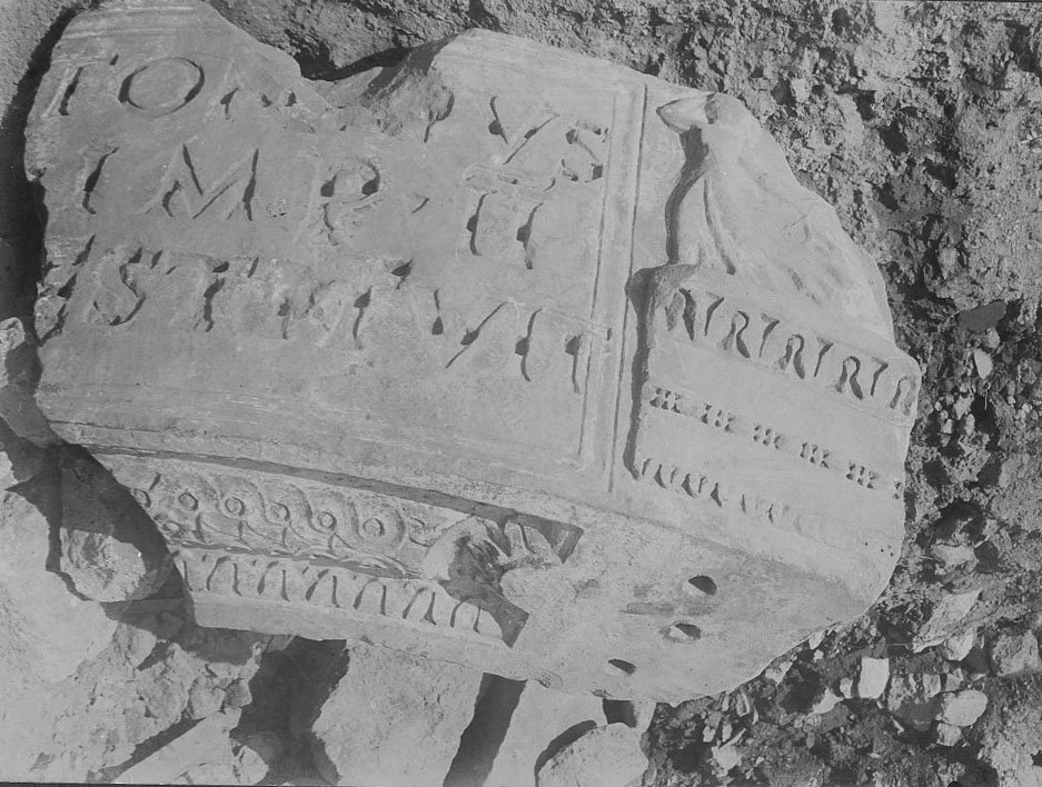 16 FR - VS -R-asf018855.jpg