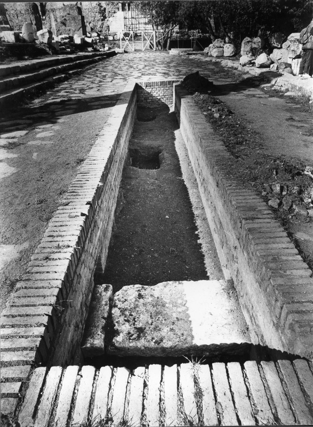 8 - FR - VS - V-asf018871.jpg