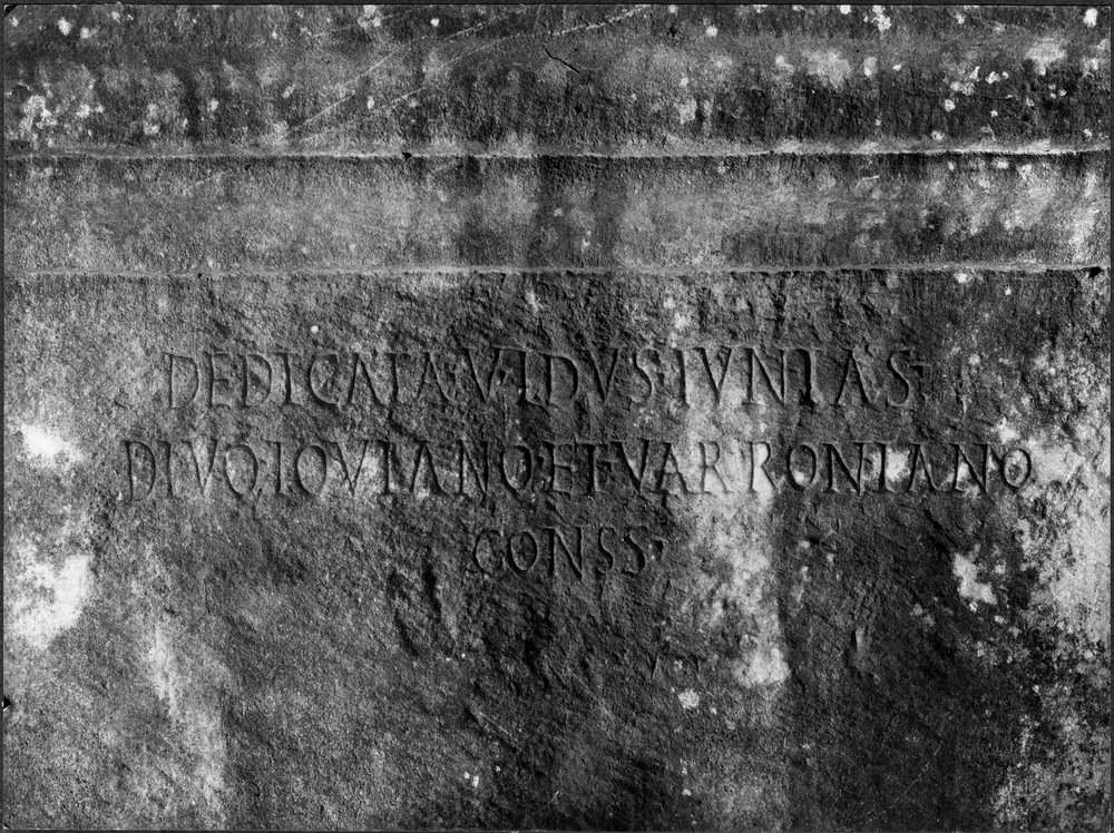 2 FR-CV-I-asf012585.jpg