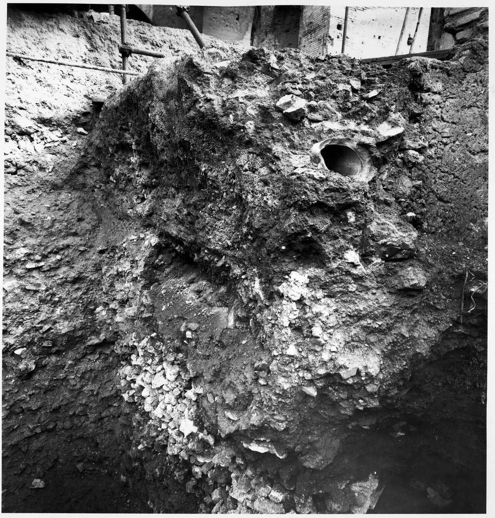 27 FR-BM-CA-asf010346.jpg
