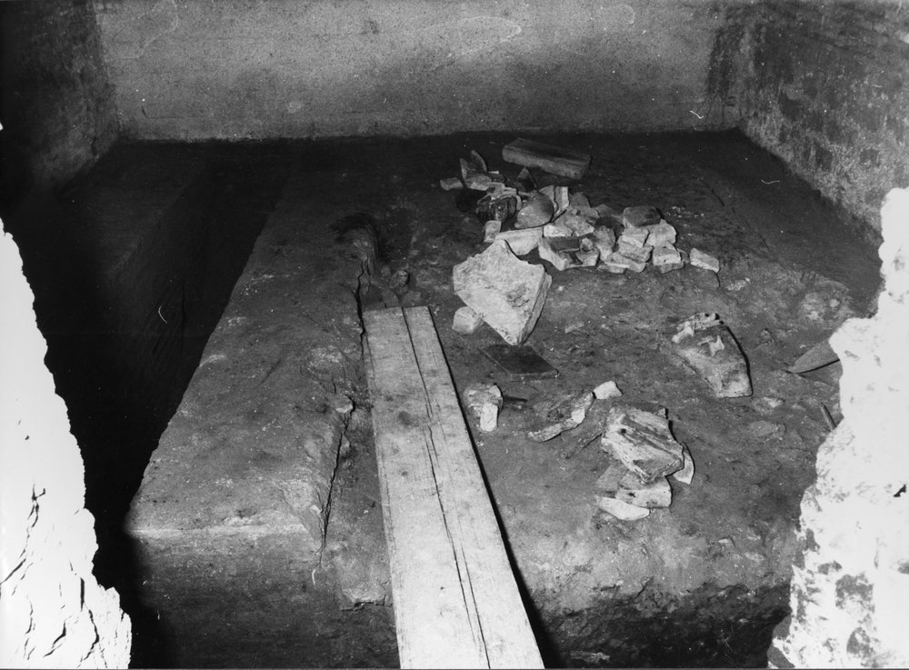 APPS 27-asf000941.jpg