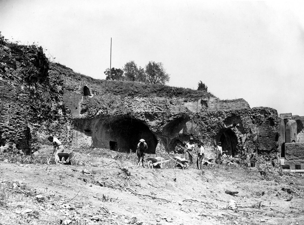 SAE002-asf009053.jpg