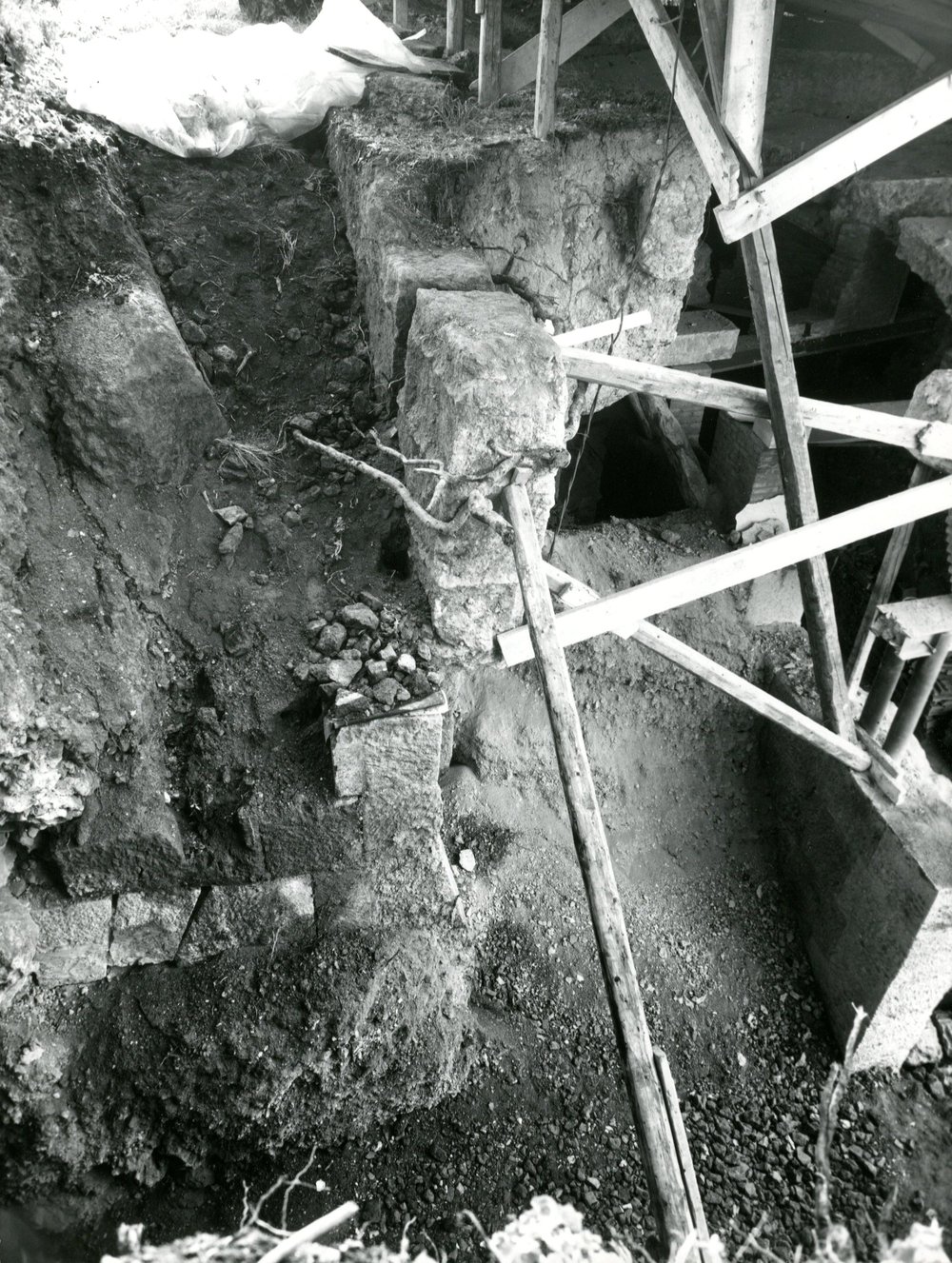 CA-TA-006-asf002269.jpg