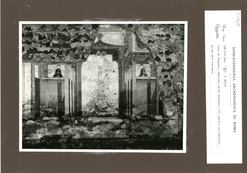 Casa di Augusto - Amb Maschere (5) - CA5-001.TIF