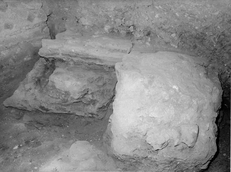 005063 - scavo archeologico - Domus Tiberiana, clivus Victoriae settore 13-Livello IV: Quadrante Sud-Est ambiente 4 sondaggi, ottobre 1984