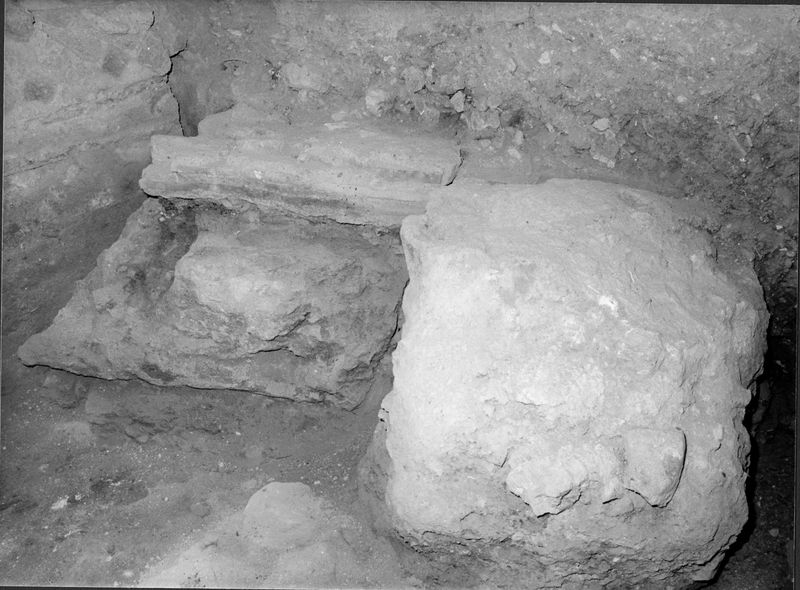 005064 - scavo archeologico - Domus Tiberiana, clivus Victoriae settore 13-Livello IV: Quadrante Sud-Est ambiente 4 sondaggio, ottobre 1984
