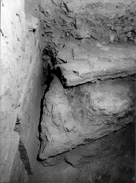 005067 - scavo archeologico - Domus Tiberiana, clivus Victoriae settore 13-Livello IV: Quadrante Sud-Est ambiente 4 sondaggi, ottobre 1984