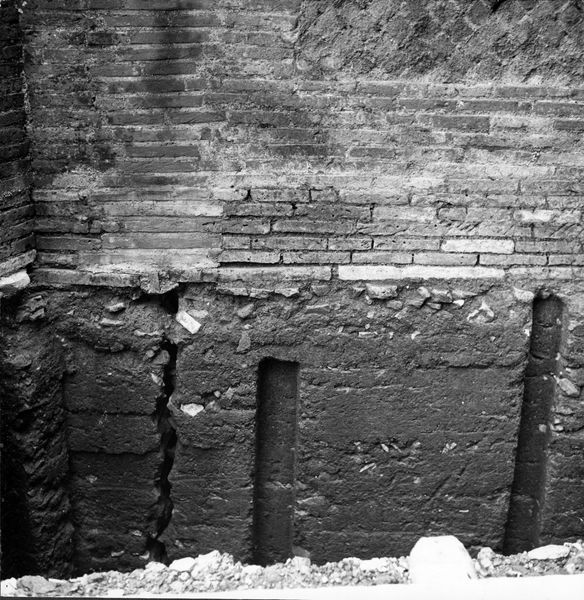 005070 - scavo archeologico - Domus Tiberiana, Clivus della Victoriae settore 13-Livello IV: ambiente 9 scavi