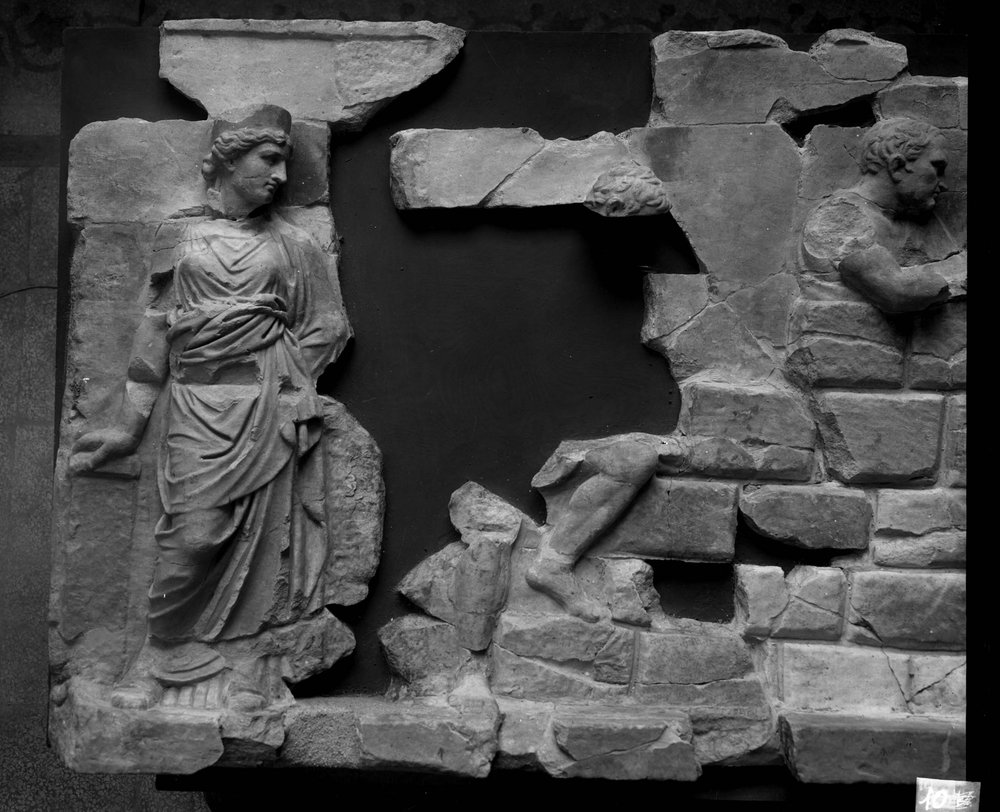 Fregio Basilica Aemilia 10.jpg