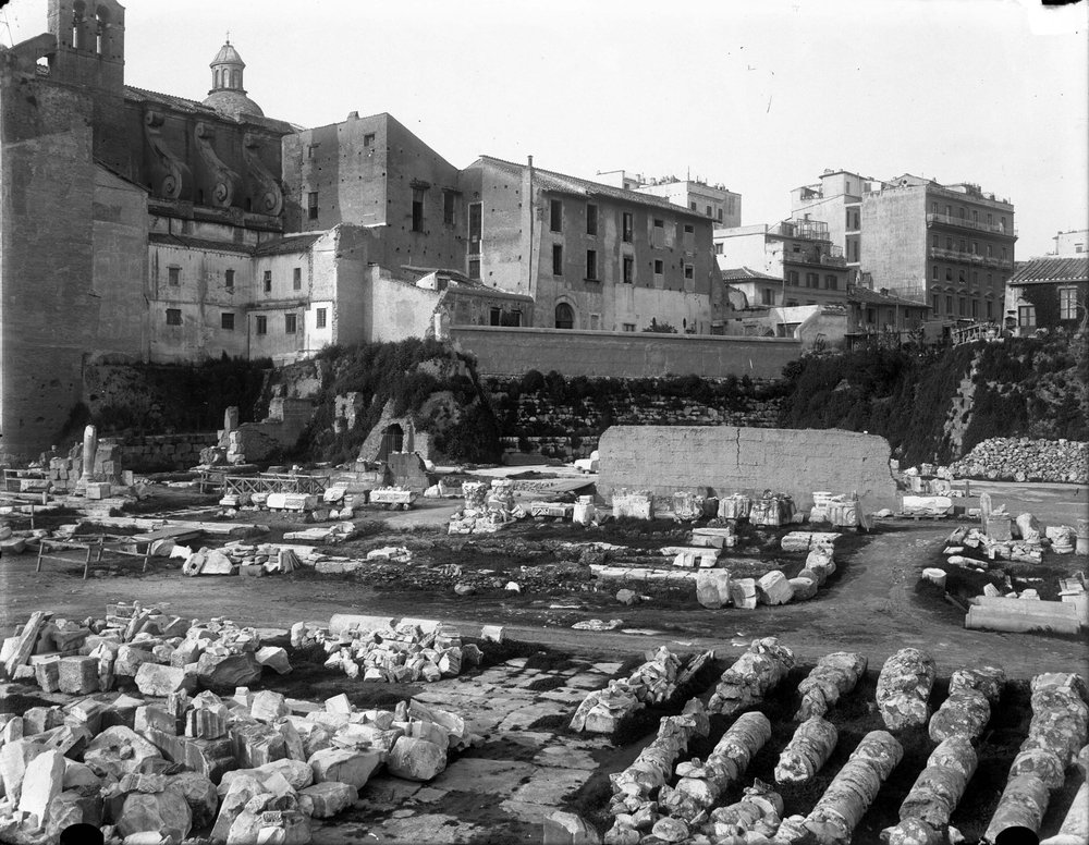 Basilica Aemilia 39.jpg