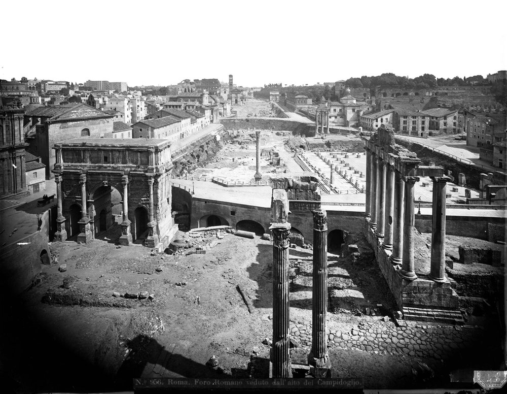 Veduta del Foro da Tempio Saturno 48.jpg