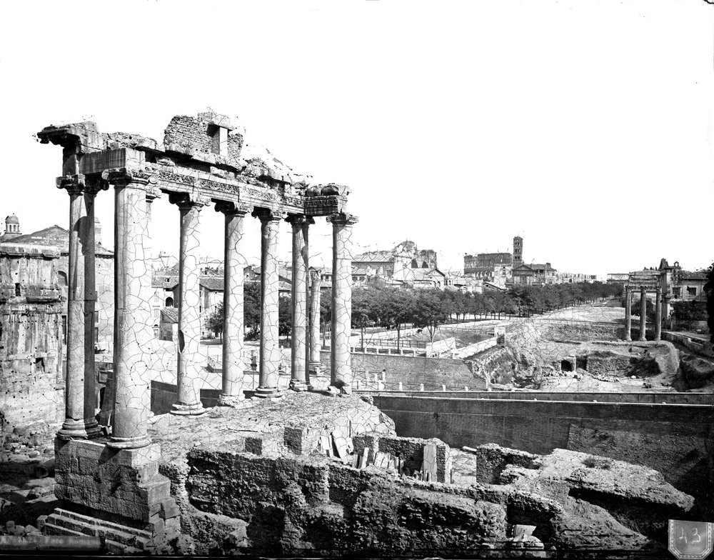 Veduta del Foro da Tempio Saturno 43.jpg