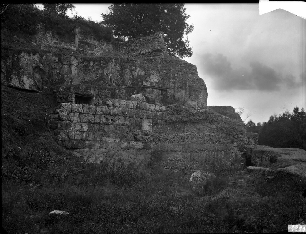 Lastra E 1991 - Velabro.JPG