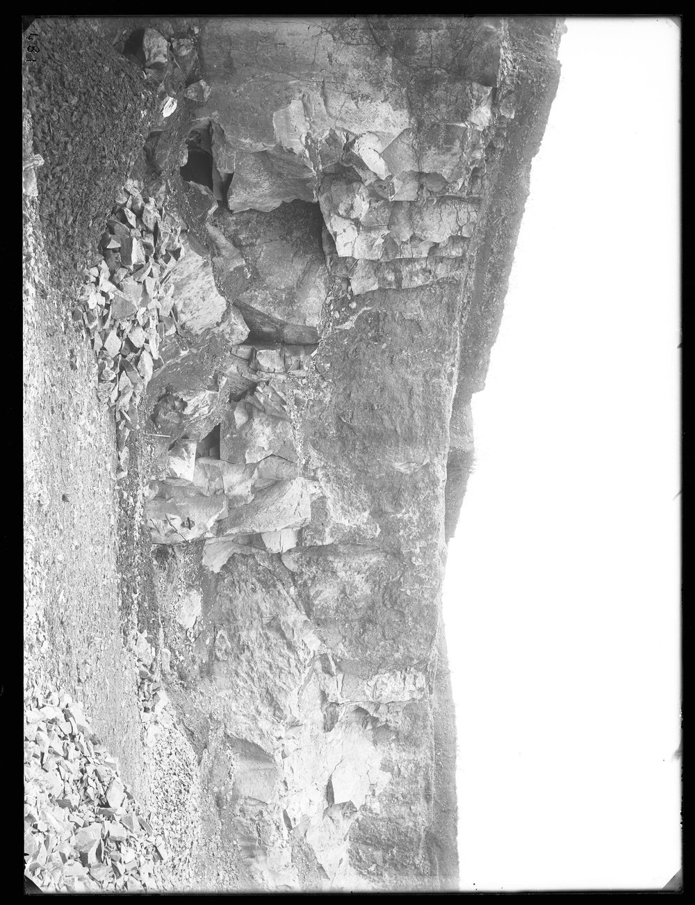 Lastra E 481 - Cava di Selce.JPG