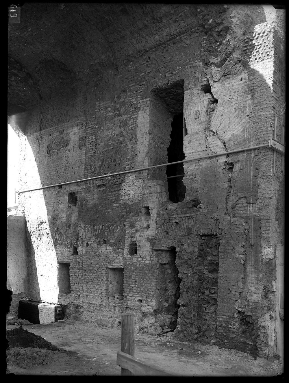 Lastra E 619 - Villa Mills.JPG