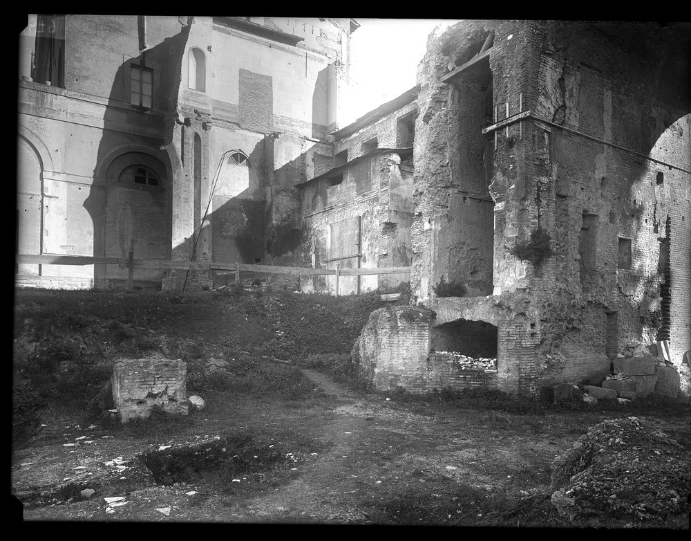 Lastra E 679 Villa Mills.JPG