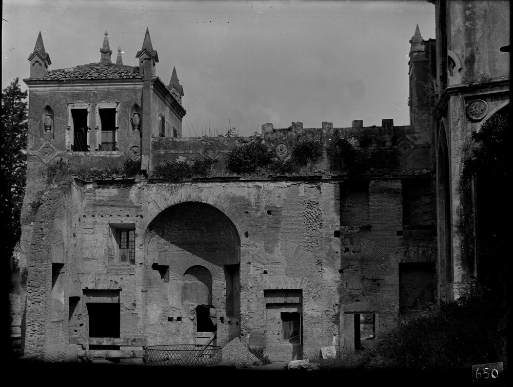 Lastra E 650 - Villa Mills.JPG
