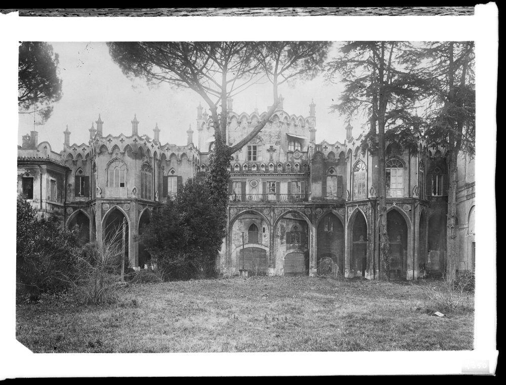 Lastra E2350  Villa Mills.JPG