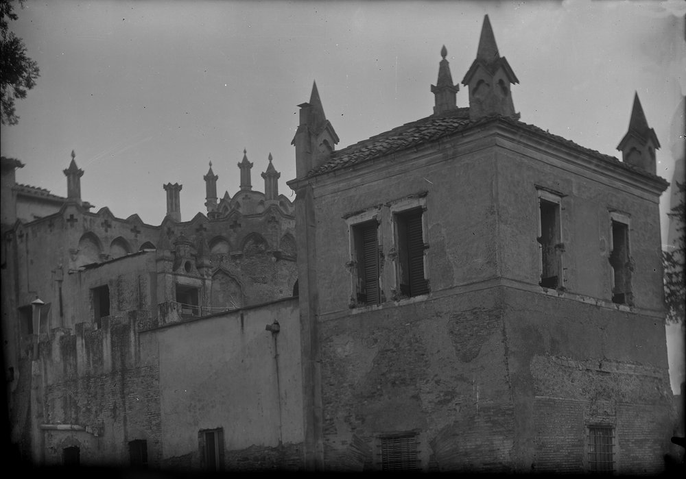 Lastra E 647 - Villa Mills.JPG